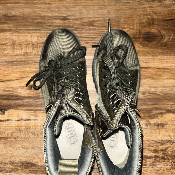 Cliffs Combat Boots - Picture 3 of 7